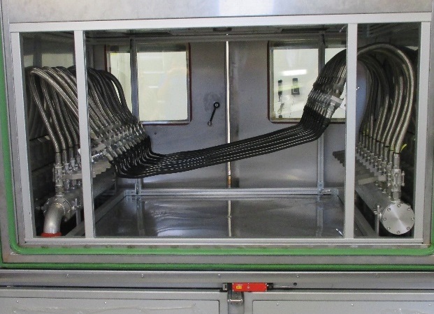 flow test bench 10 samples inside